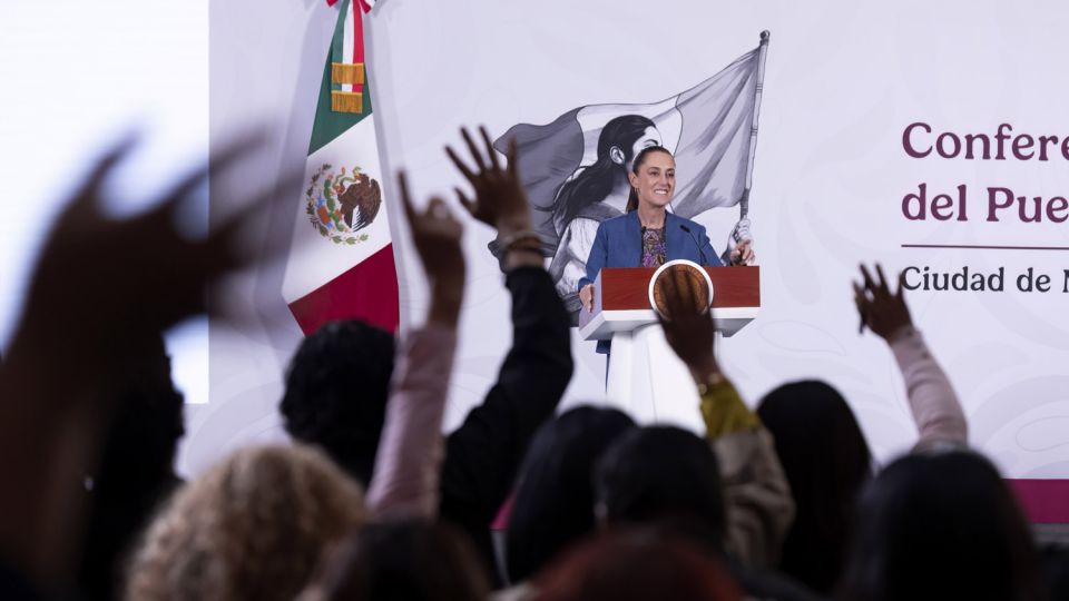 2026-05-27_Conferencia_de_prensa_matutina_-_Palacio_Nacional_15_JCRM.jpg