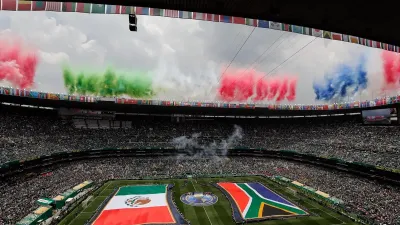arranca-el-mundial-con-shakira-j-balvin-belinda-mana-y-lila-downs-en-inauguracion-desde-estadio-azteca_760854a0-0216-4d81-aec1-cb586b94e6f2_media.webp